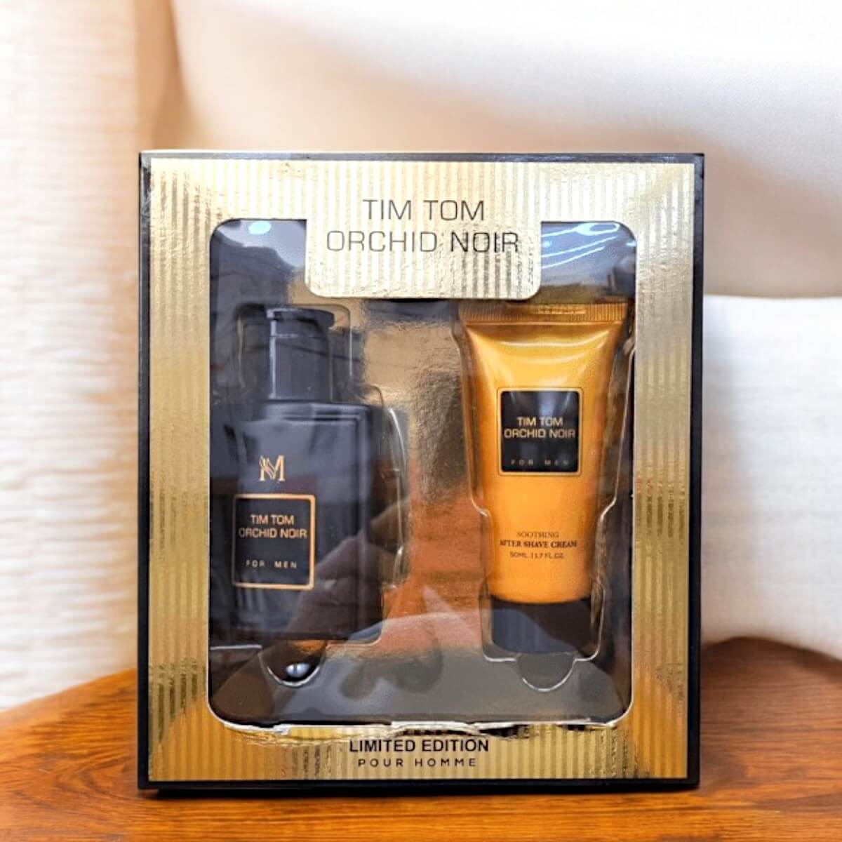alt="Tim Tom Orchid Noir Coffret - Conjunto inspirado no perfume Black Orchid - Tom Ford, com perfume genérico e creme after shave, perfeito como presente especial ou para uso próprio."