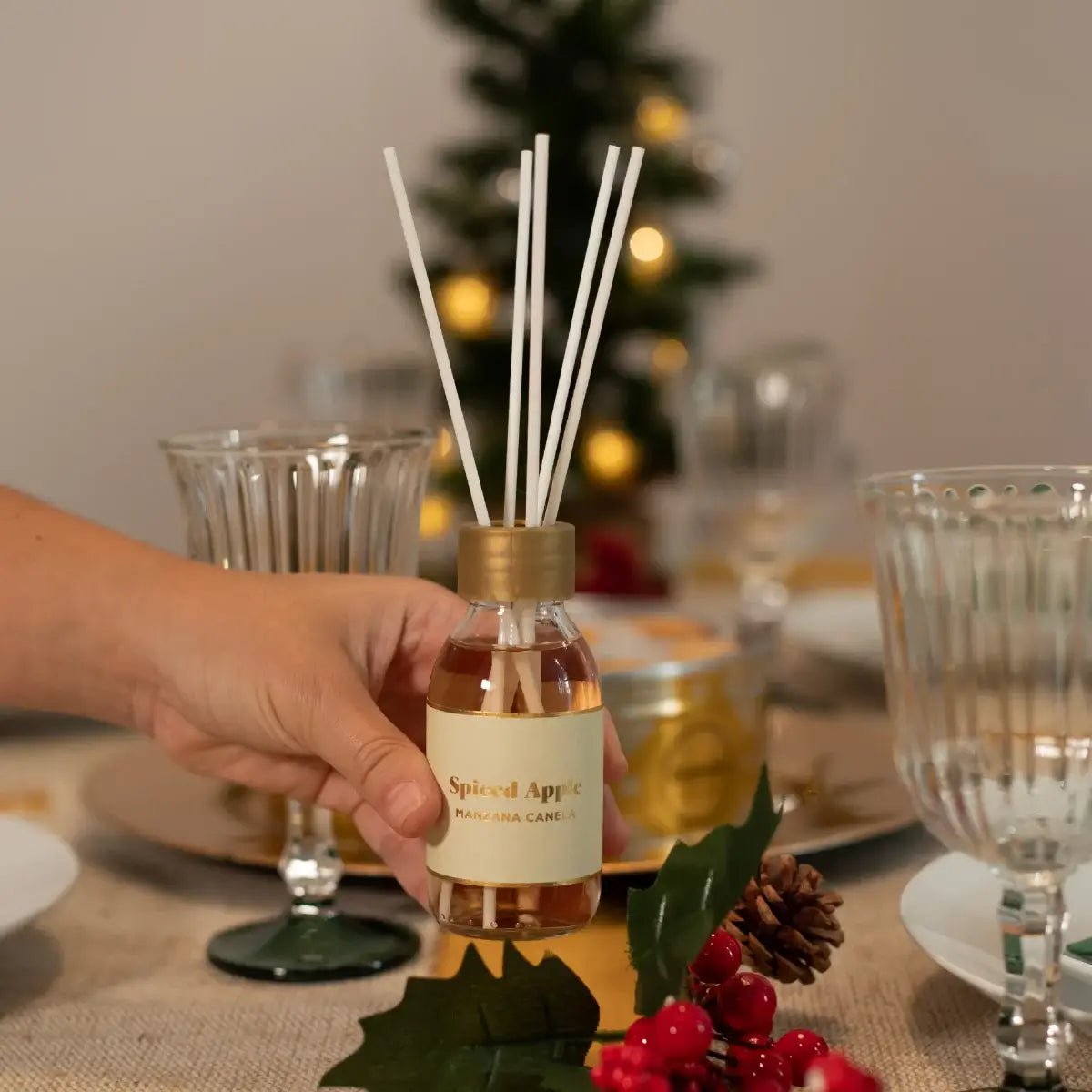 Ambientador Mikado com aroma a Maçã com especiarias - Storettastic